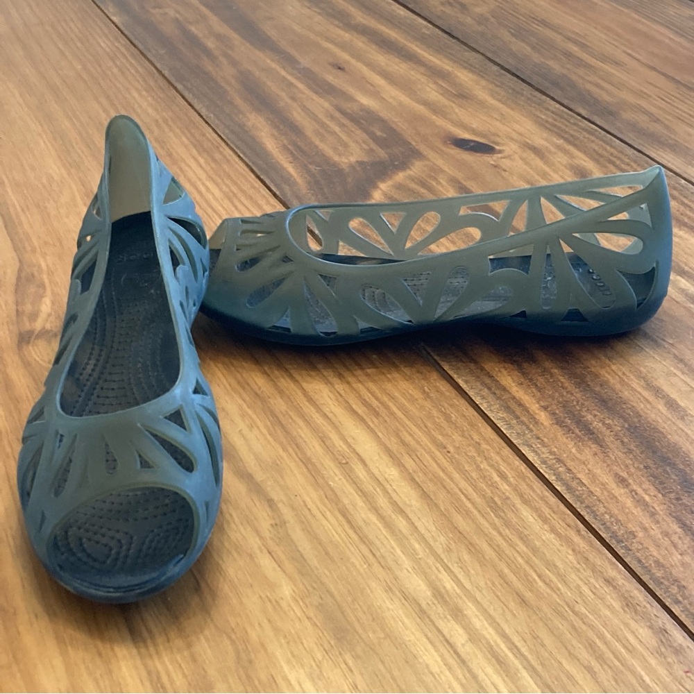 Crocs Adrina III Olive Rubber Cutout Peep Toe Slip-On Ballet Flats